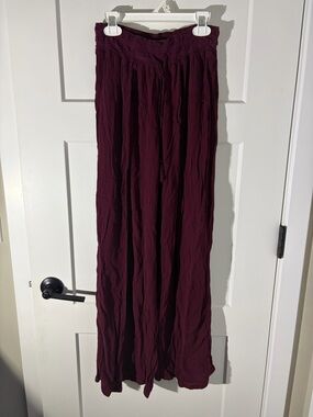 Mudd Wide Leg Pants in Deep Burgundy